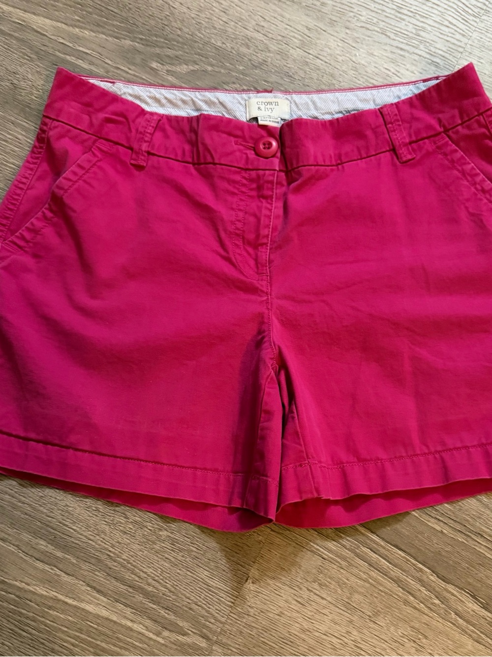 crown & ivy Hot Pink Women's Chino Shorts Size 4